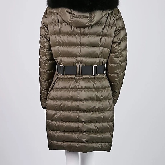 BURBERRY ABBEYDALE FOX-FUR
TRIMMED PUFFER COAT. - Picture 5 of 5